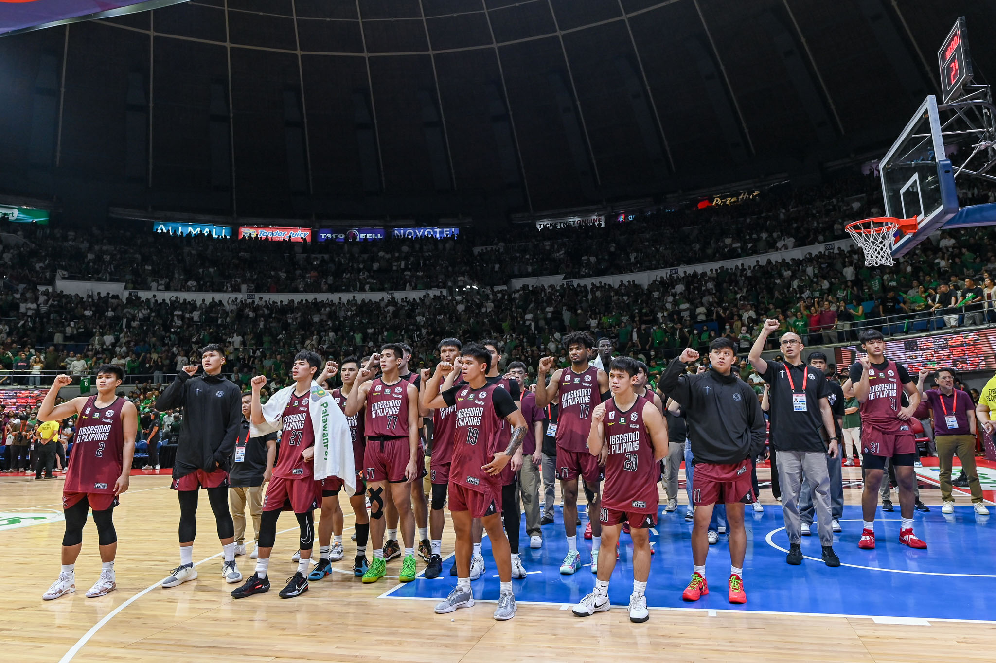 UAAP86-MBB-UP-3552 La Salle roars back vs UP, forces UAAP men's basketball decider Basketball DLSU News UAAP UP  - philippine sports news