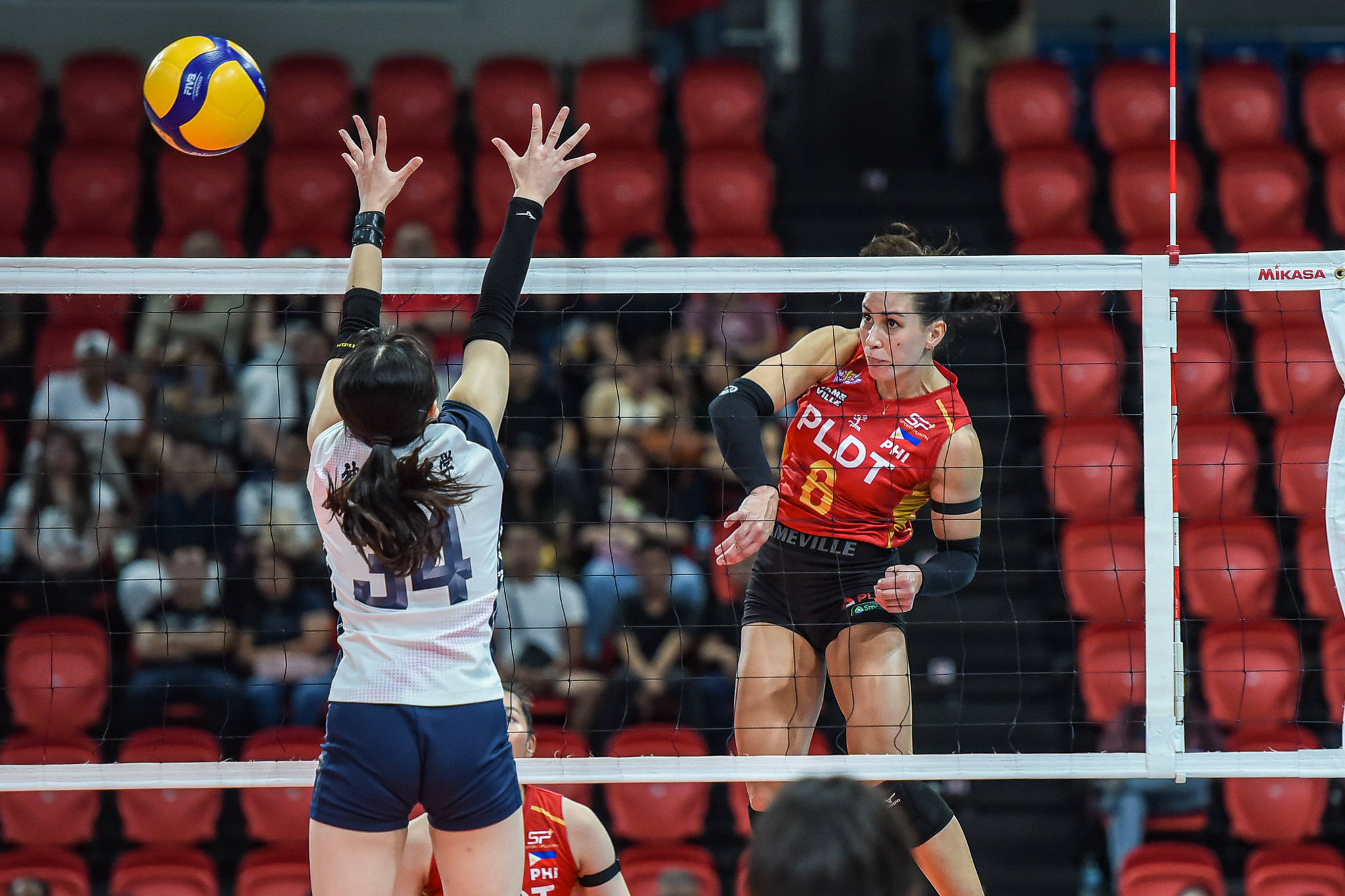 PVL-INV-25-PLDT-vs.-Kobe-Shinwa-Savi-Davison-6633 PLDT close in on PVL Invitational final, sweep Kobe Shinwa News PVL Volleyball - philippine sports news