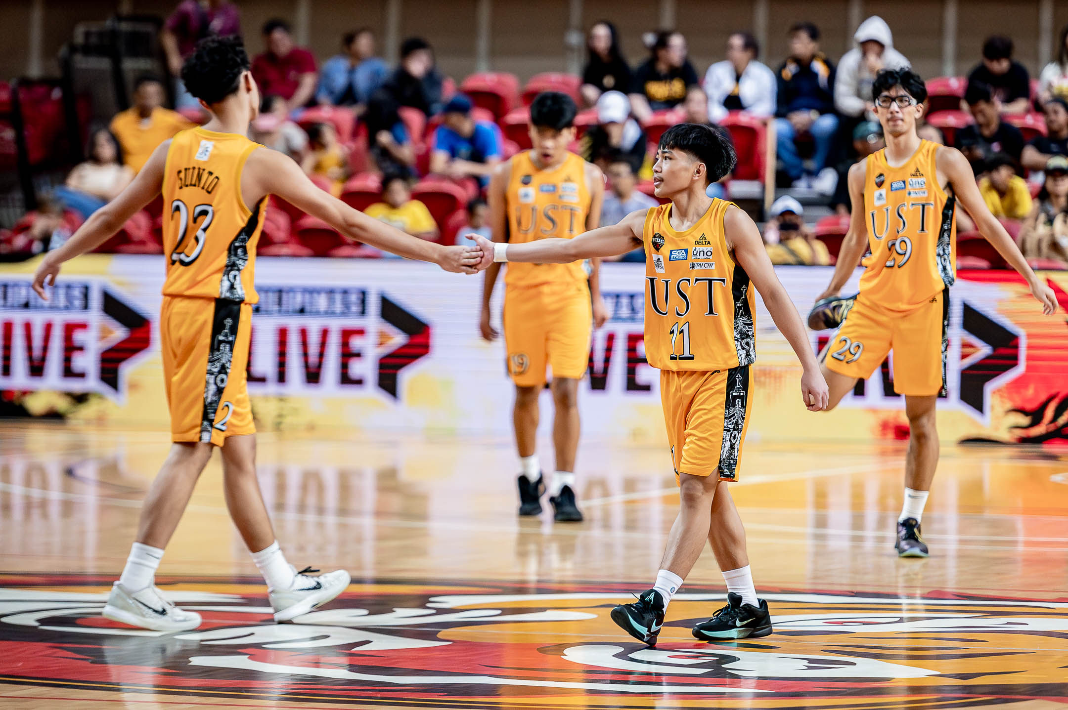 UAAP88-JHS-BB-UPIS-vs-UST-Rowie-Cabanero-39 Before departing UST, Andwele Cabañero passed the torch to cousin Rowie Basketball News UAAP UST - philippine sports news