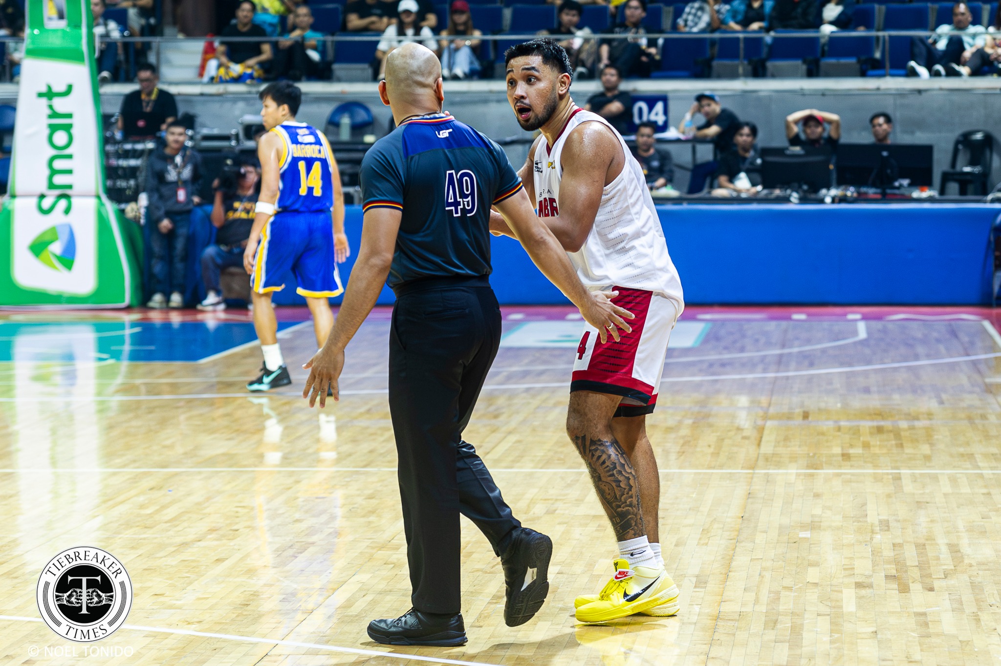 2025-26-PBA-Philippine-Cup-Magnolia-vs-Ginebra-RJ-Abarrientos RJ Abarrientos laughs off feat as 'two-time' Rookie of the Year Basketball News PBA - philippine sports news