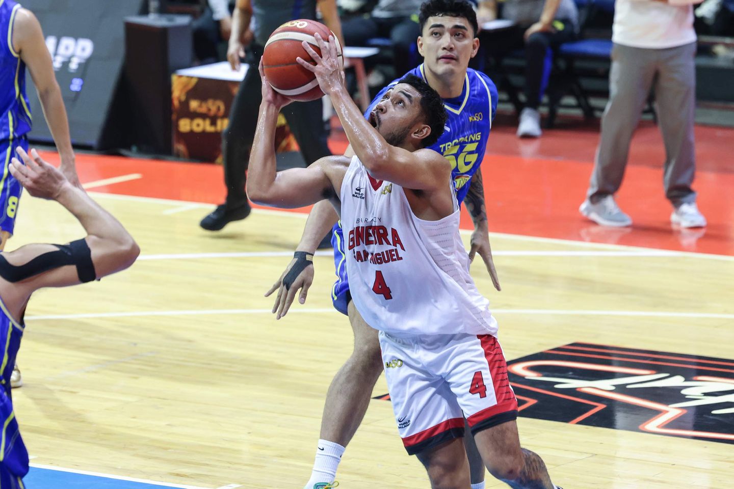 2025-26-PBA-Philippine-Cup-TNT-vs-Ginebra-RJ-Abarrientos Ginebra bounces back big, crushes TNT for first win of PBA 50 Basketball News PBA - philippine sports news