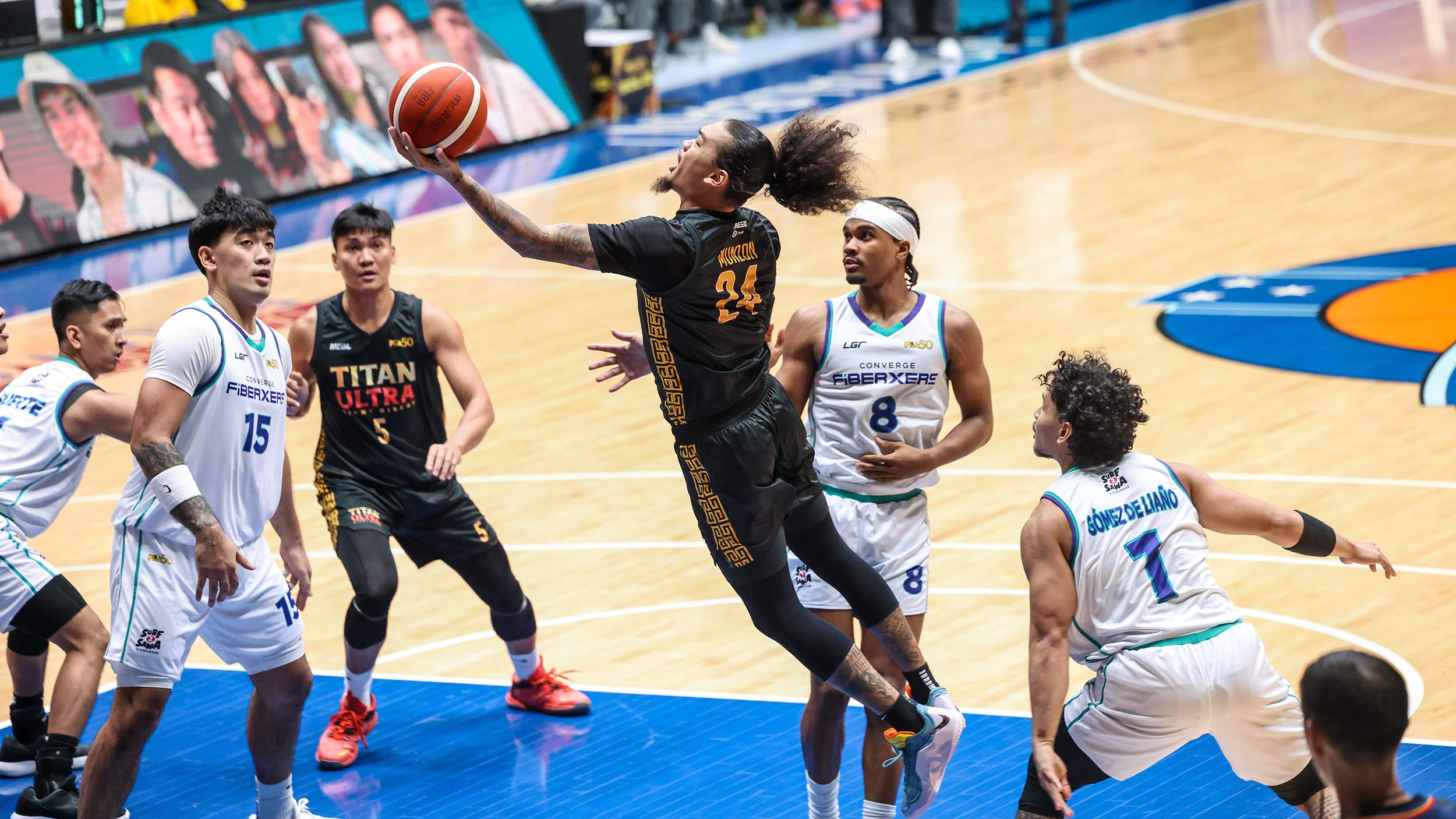 2025-26-PBA-Philippine-Cup-Titan-Ultra-vs-Converge-Joshua-Munzon Converge crushes Titan Ultra in PBA opener as Juan Gomez de Liano posts historic triple-double Basketball News PBA - philippine sports news