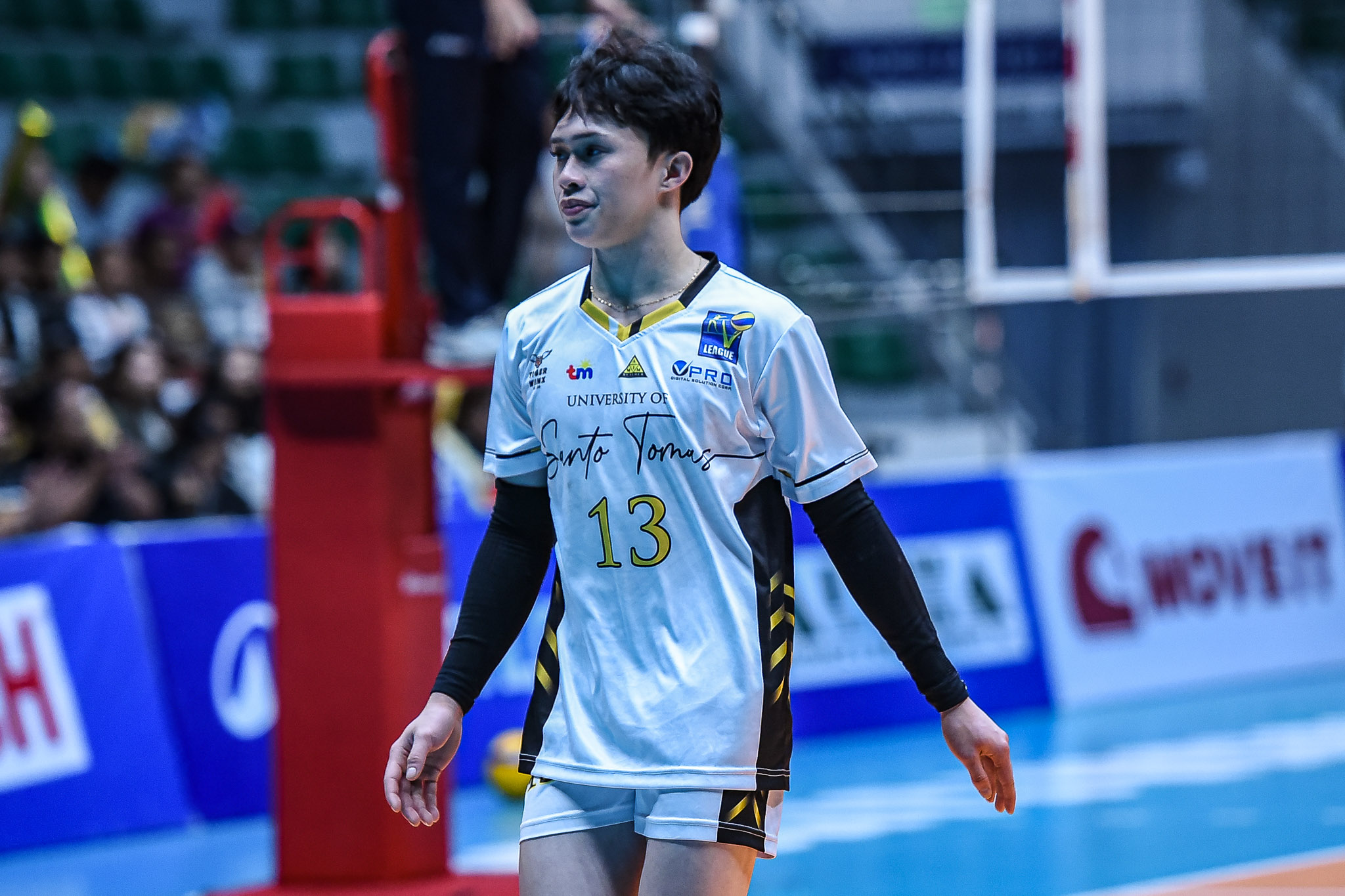 VL-2025-FEU-vs.-UST-Josh-Ybanez-1770 FEU sweeps UST to set up V-League Finals rematch with La Salle FEU News UST V-League Volleyball - philippine sports news