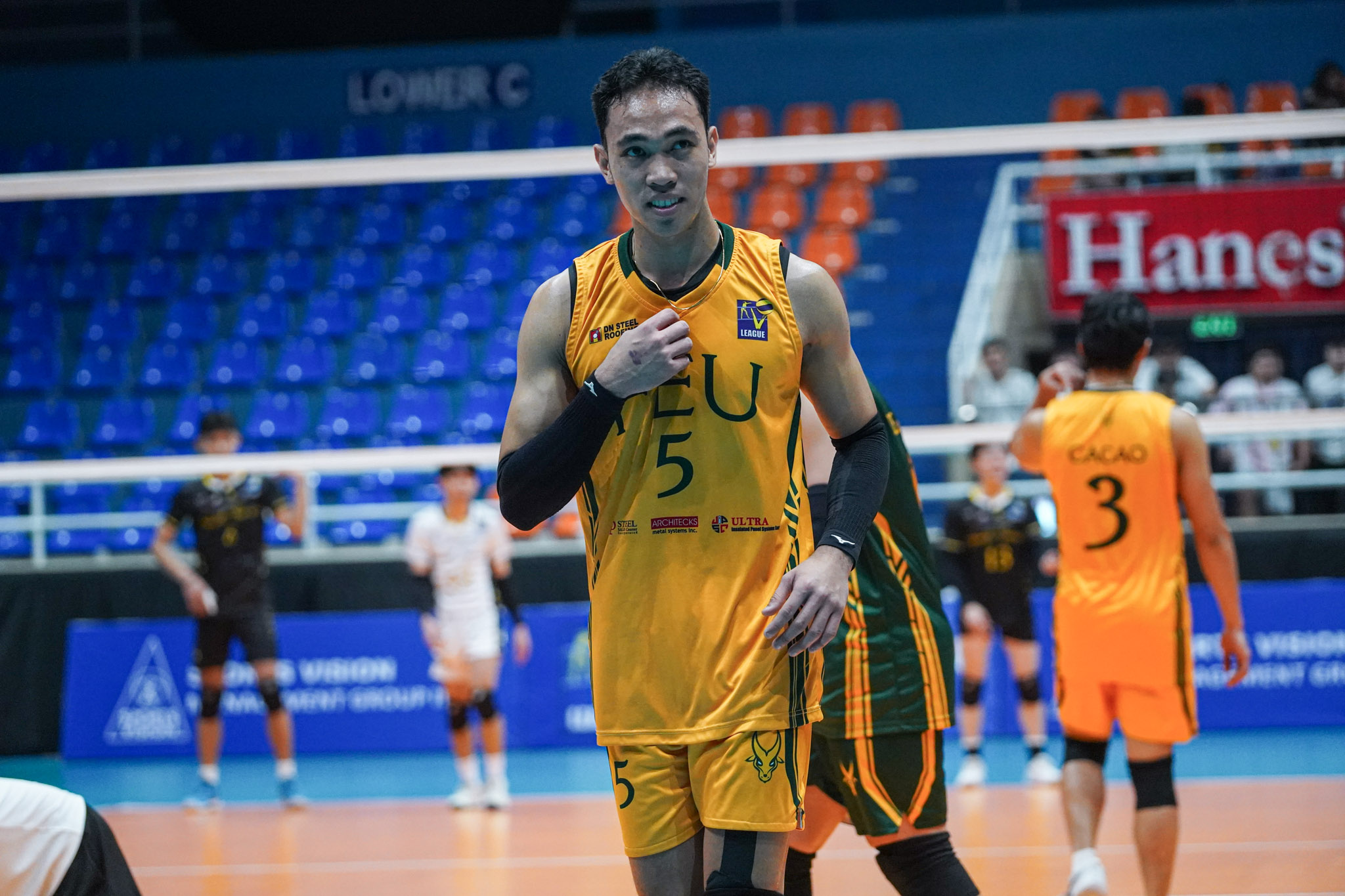 VL2025-MVT-FEU-vs-UST_FEU_ESPARTERO-Mikko-07693 Ybanez, UST outlast FEU to force do-or-die Game 3 in V-League semis FEU News UST V-League Volleyball - philippine sports news
