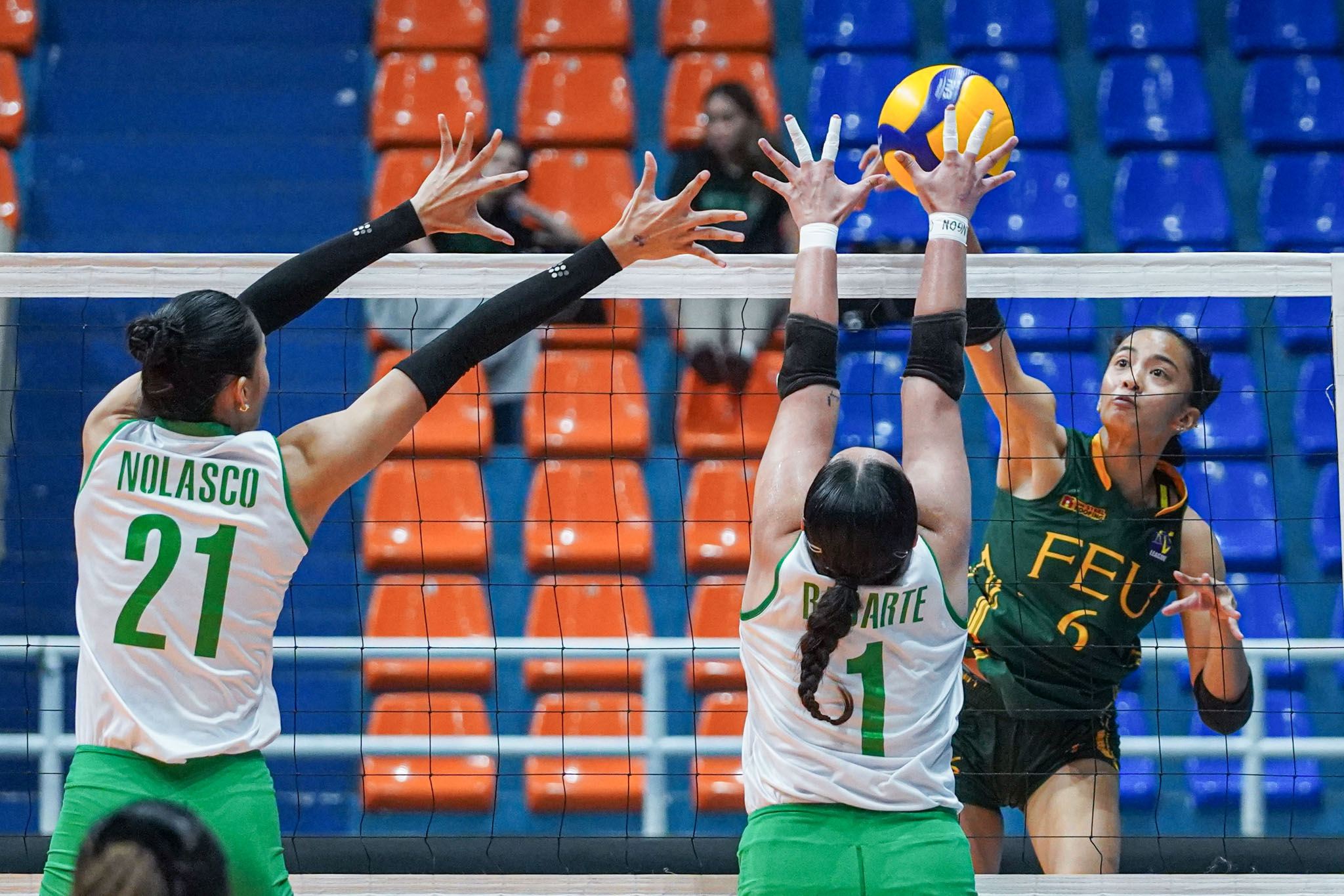 VL2025-WVT-CSB-vs-FEU_FEU_LOPEZ-Lovely-09152 FEU arranges V-League title clash with unbeaten Adamson CSB FEU News V-League Volleyball - philippine sports news