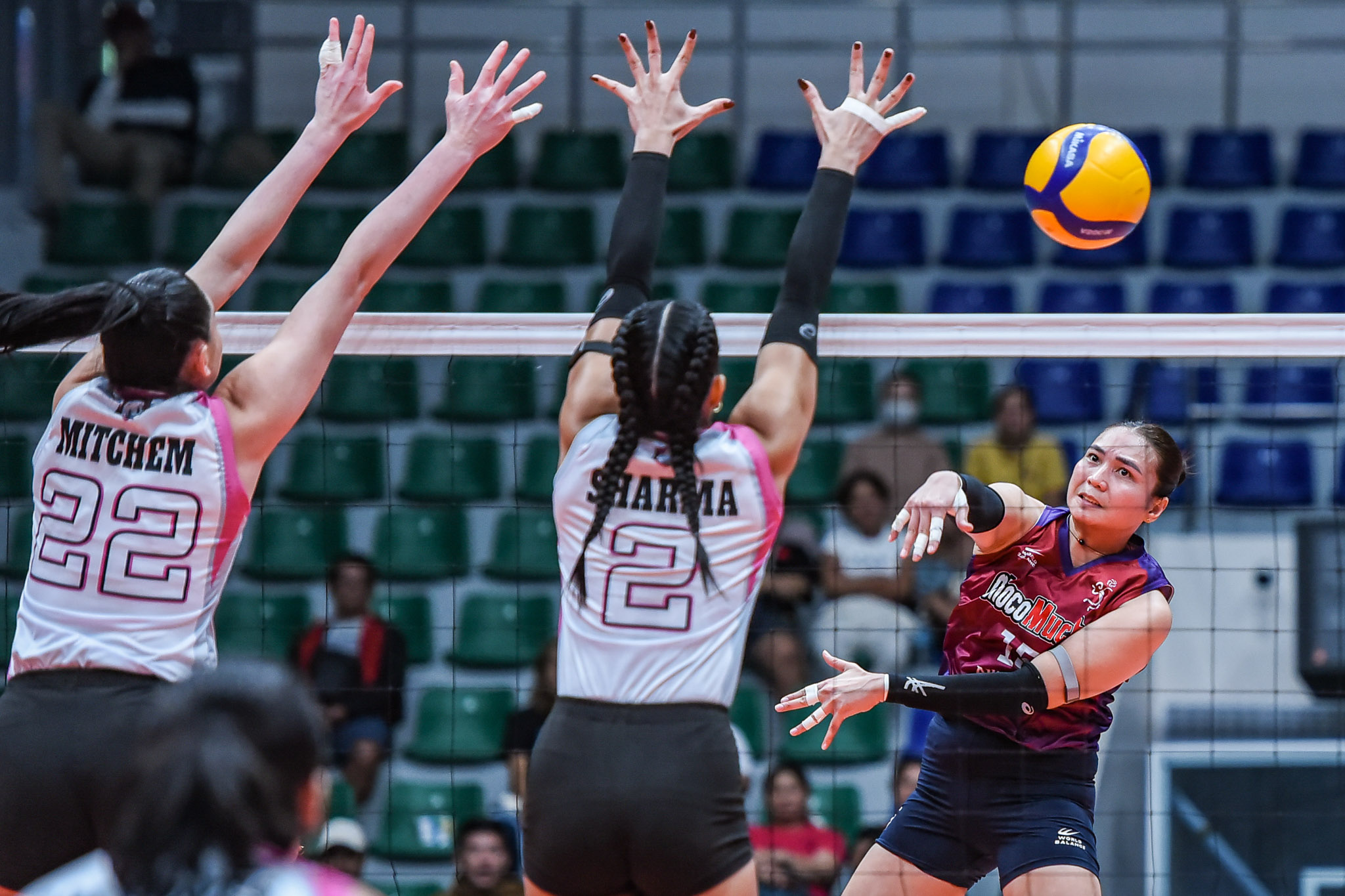 PVL-RC-25-Choco-Mucho-vs.-Akari-Royse-Tubino-3891 Choco Mucho closes year on a high, hands PVL QF-bound Akari tough loss News PVL Volleyball - philippine sports news