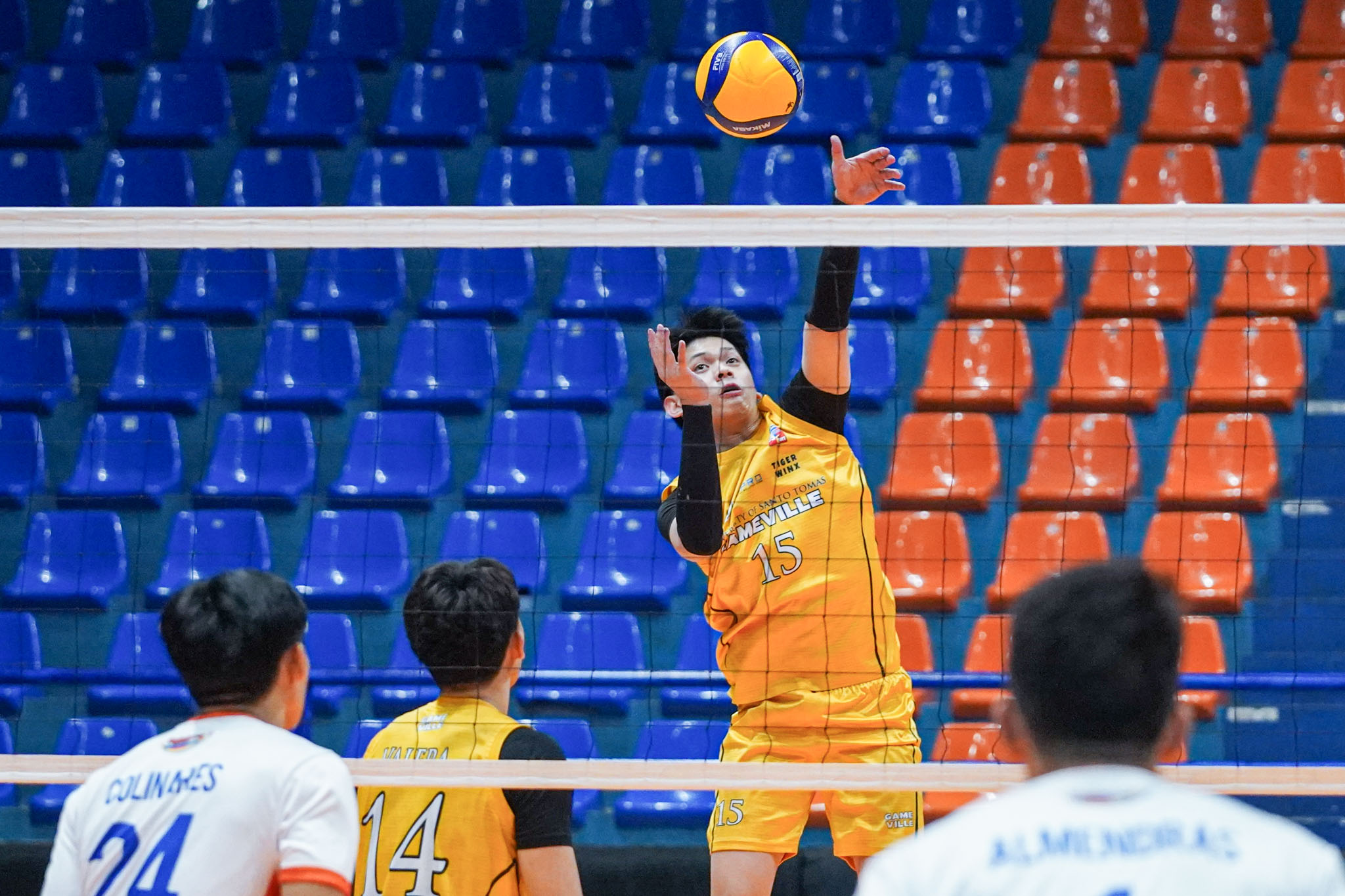 ST-INV-25-UST-vs-Criss-Cross_UST_UMANDAL-Sherwin-03131 Jude Garcia powers Criss Cross to fourth straight Spikers' Turf Final with 31-point masterclass vs UST News UST Volleyball - philippine sports news