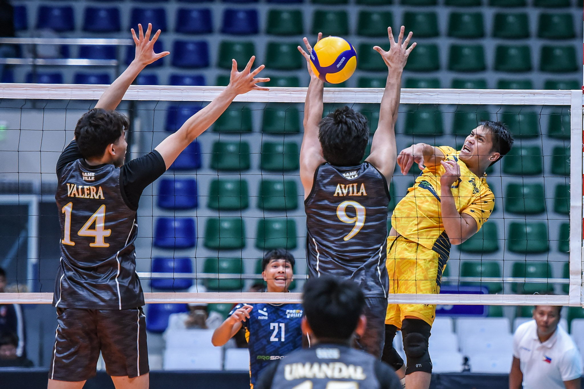 ST-INV-25-UST-vs.-ProVolley-Jude-Amper-4922 At 29, Jude Amper fulfills Spikers’ Turf dream he once thought impossible News Spikers' Turf Volleyball - philippine sports news