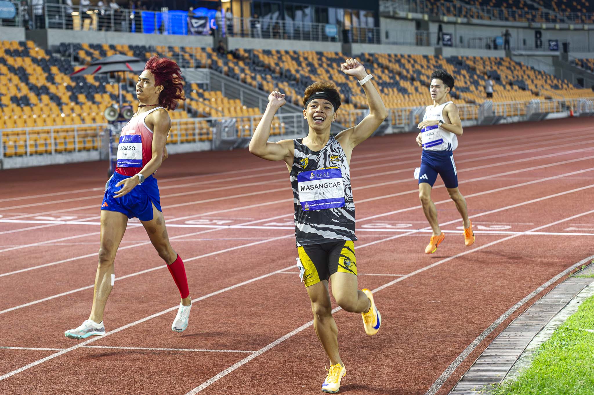 UAAP-S88-Atheletics-800m-Boys-Novie-Jay-Masangcap-_-Anthony-Cariaso-_-Jerico-Cadag Ceballos, Rosario lead UST’s record-breaking start at UAAP High School Athletics ADMU AdU DLSU News NU Track & Field UAAP UE UP UST - philippine sports news