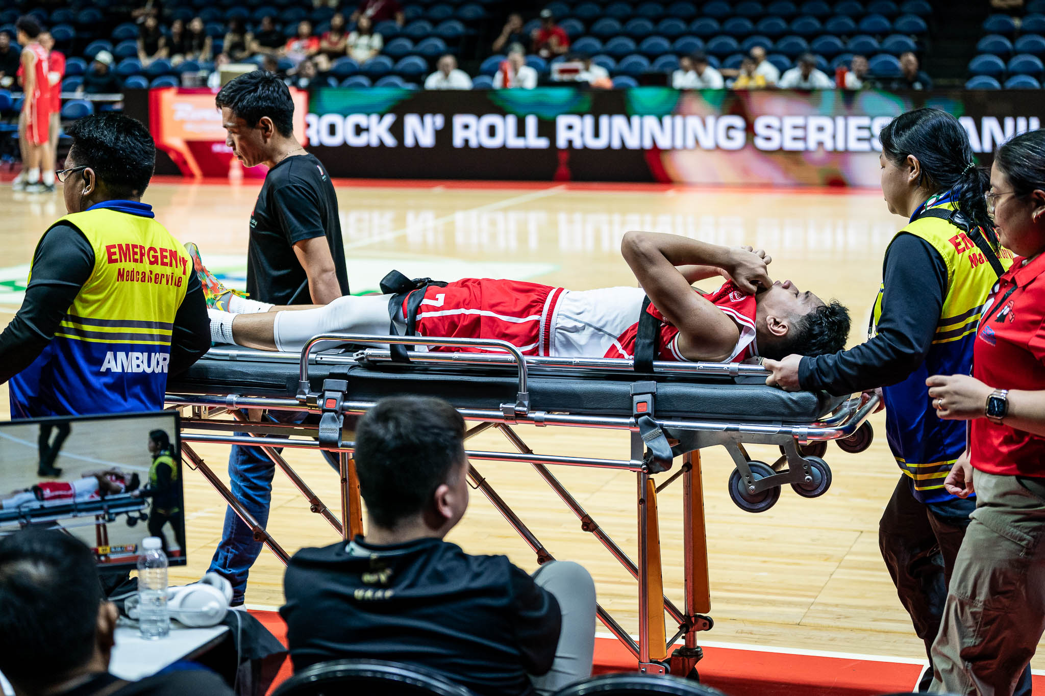 UAAP-S88-U16-Basketball-Zion-Aguilar-02192 Zion Aguilar's stretcher scare ends in heroic comeback for UE Basketball News UAAP UE - philippine sports news