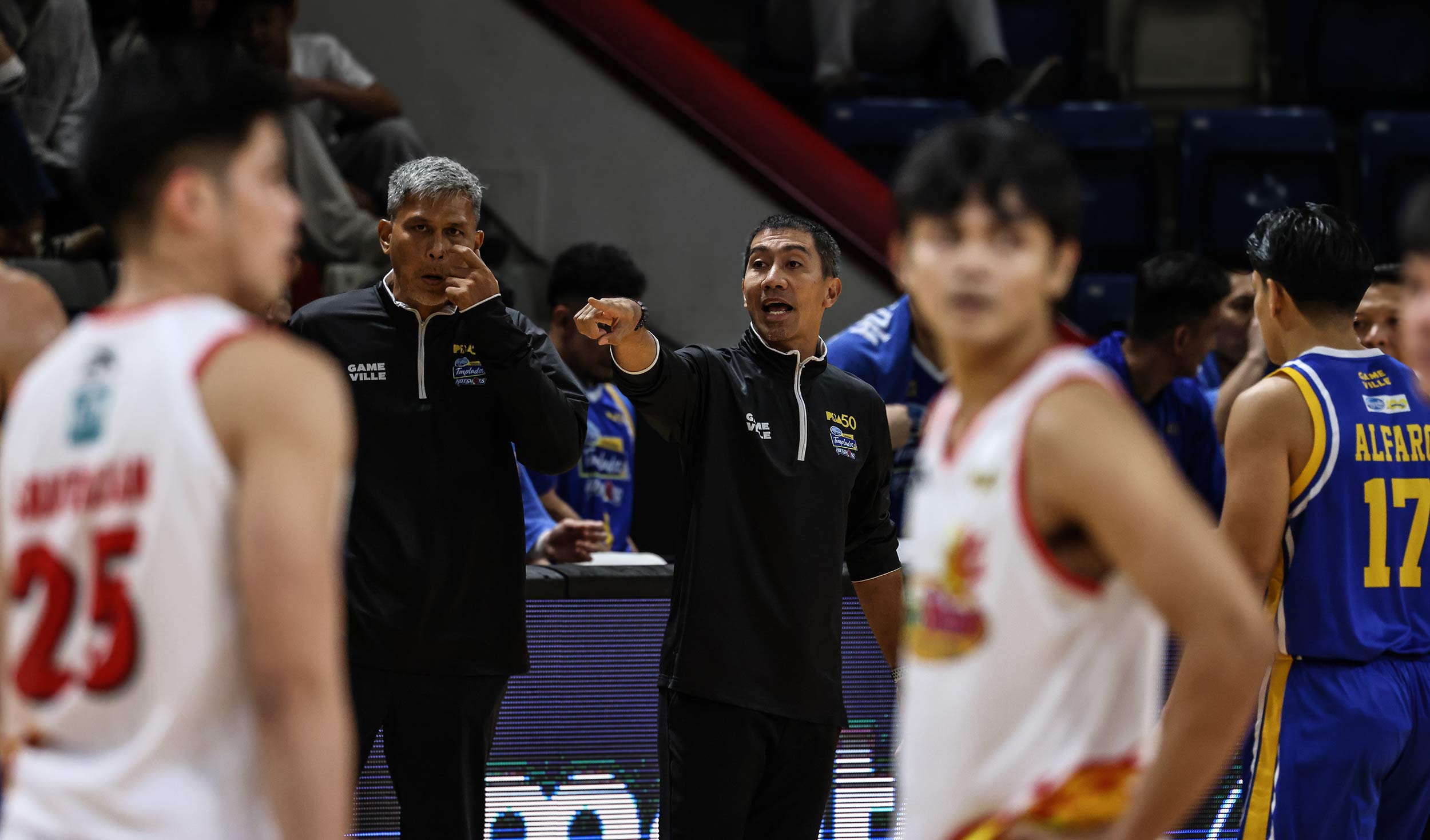 2025-26-PBA-Philippine-Cup-Magnolia-vs-Rain-or-Shine-LA-Tenorio-1 Magnolia's guard crisis could pave way for LA Tenorio's return Basketball News PBA - philippine sports news