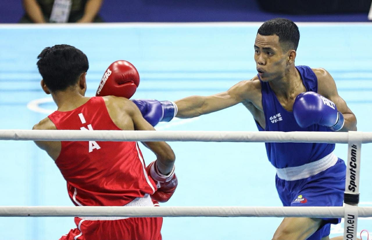 2025-SEA-Games-Flint-Jara-def-Flanuari-Yerikho-Daud Petecio’s SEA Games gold bid ends in controversial loss, Jara keeps medal hopes alive 2025 SEA Games Boxing News - philippine sports news