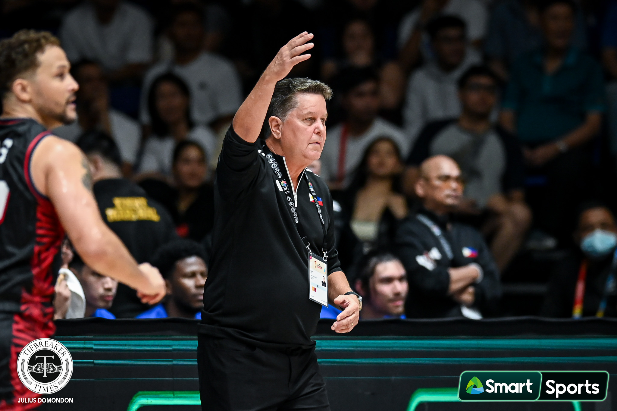 Tim Cone gestures to his players during Gilas' game versus Guam