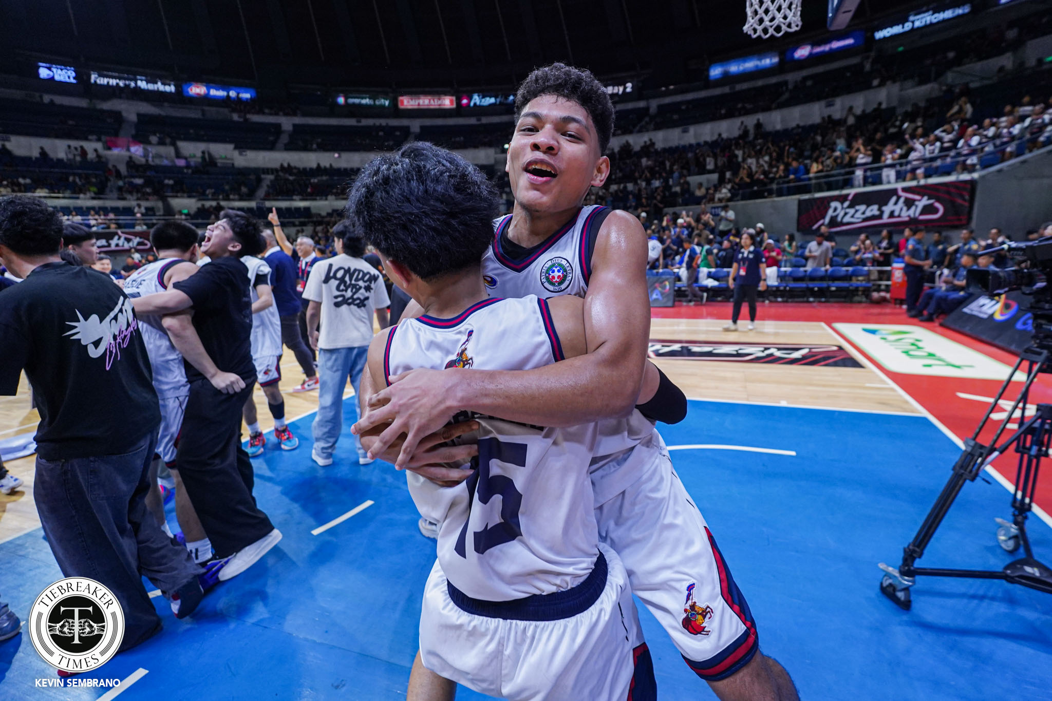 NCAA101-Jrs.-Letran-vs-AU_-Celeb_Letran-03372 Letran outlasts Arellano in OT, regains NCAA Jrs Basketball crown AU Basketball CSJL NCAA News - philippine sports news