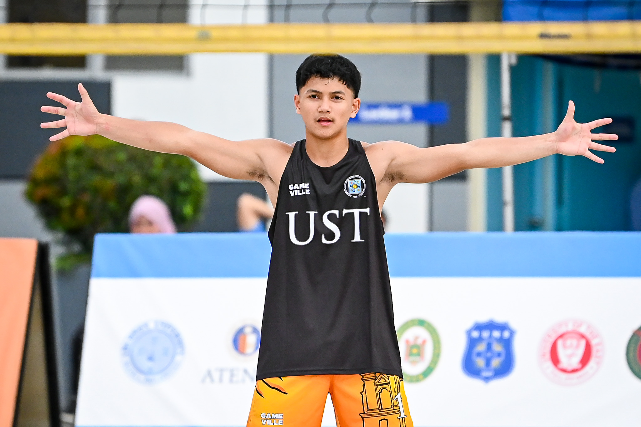 UAAP88-HSBBVB-BIHAG-MARK-IAN-1421 UST's Dadang-Del Mar, Bihag-Apidian, NUNS' Tan-Jadraque book UAAP HS Beach Volley semis slots ADMU AdU Beach Volleyball DLSU FEU News NU UAAP UE UP UST - philippine sports news