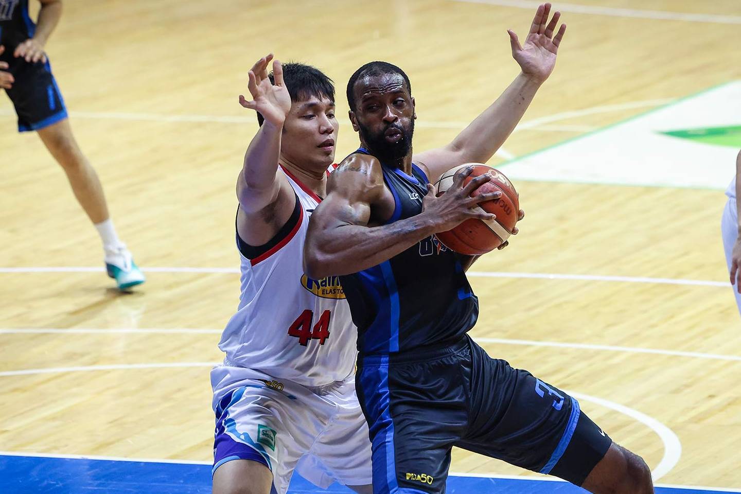 2026-PBA-Commissioners-Cup-Meralco-vs-Rain-or-Shine-Marvin-Jones Luigi Trillo blames sluggish start, breakdowns in loss to all-local Rain or Shine Basketball News PBA - philippine sports news