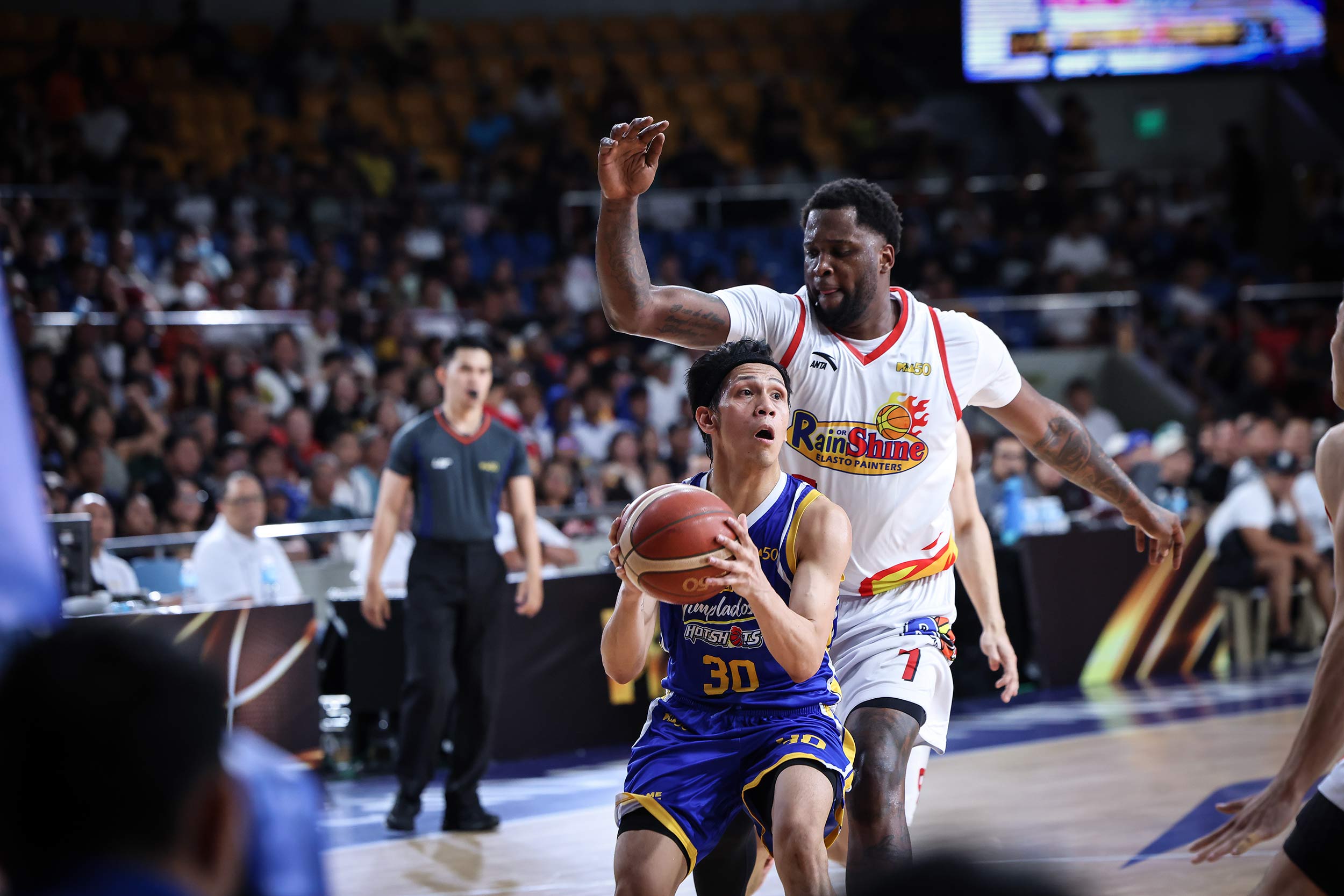 2026-PBA-Commissioners-Cup-Magnolia-vs-Rain-or-Shine-Jerom-Lastimosa Rain or Shine fends off Magnolia in heated PBA affair, rides Mamuyac-Johnson explosion Basketball News PBA - philippine sports news