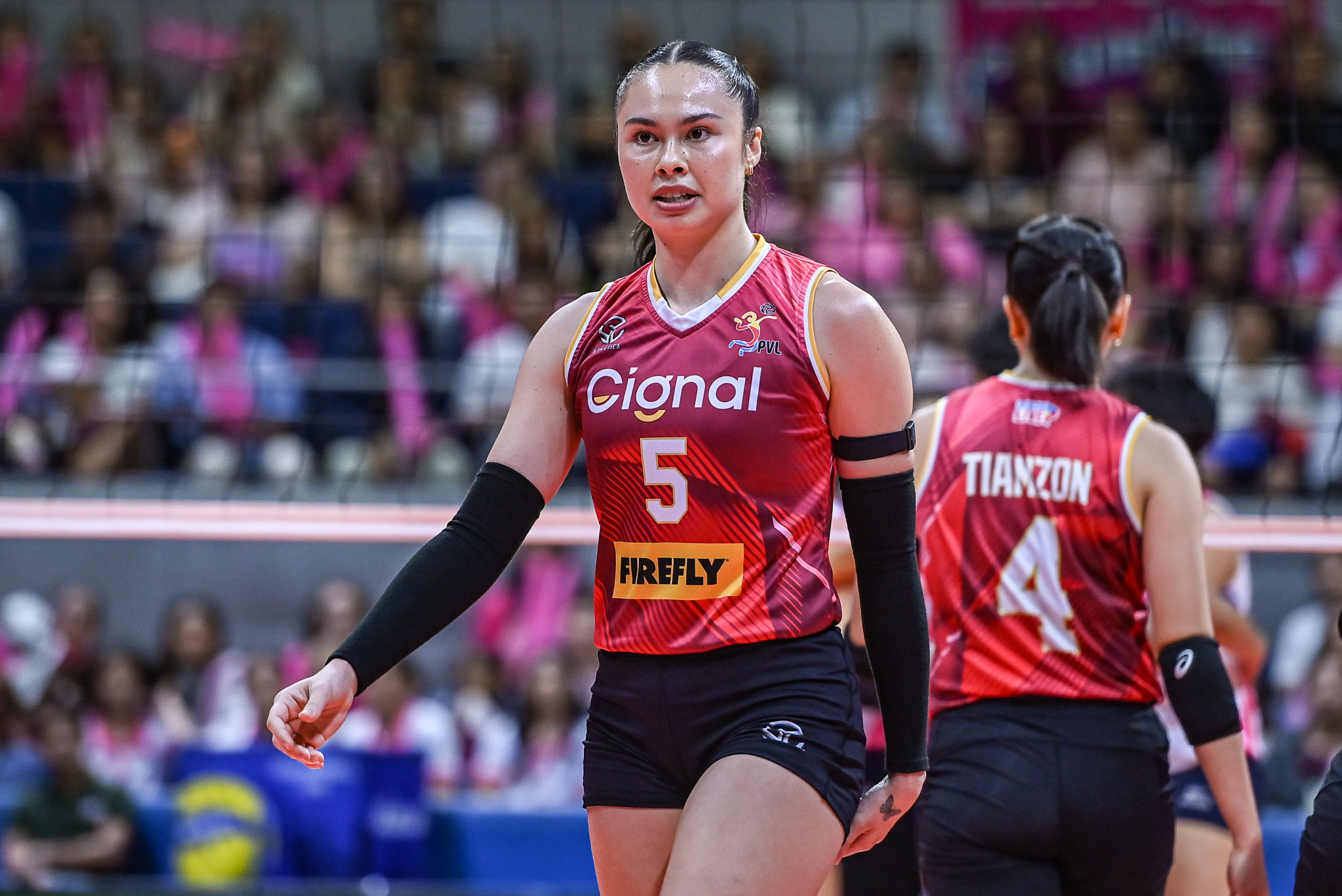 PVL-AFC-26-Finals-G2-Creamline-vs.-Cignal-Vanie-Gandler-1927 Creamline reclaims PVL crown in thrilling five-set finish over Cignal News PVL Volleyball - philippine sports news