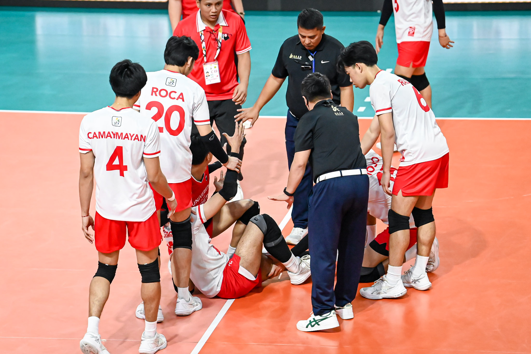 UAAP88-MVB-Raquim-Aceron-0443 UST eliminates UE, moves closer to fourth straight UAAP Men's Volleyball Final Four News UAAP UE UST Volleyball - philippine sports news