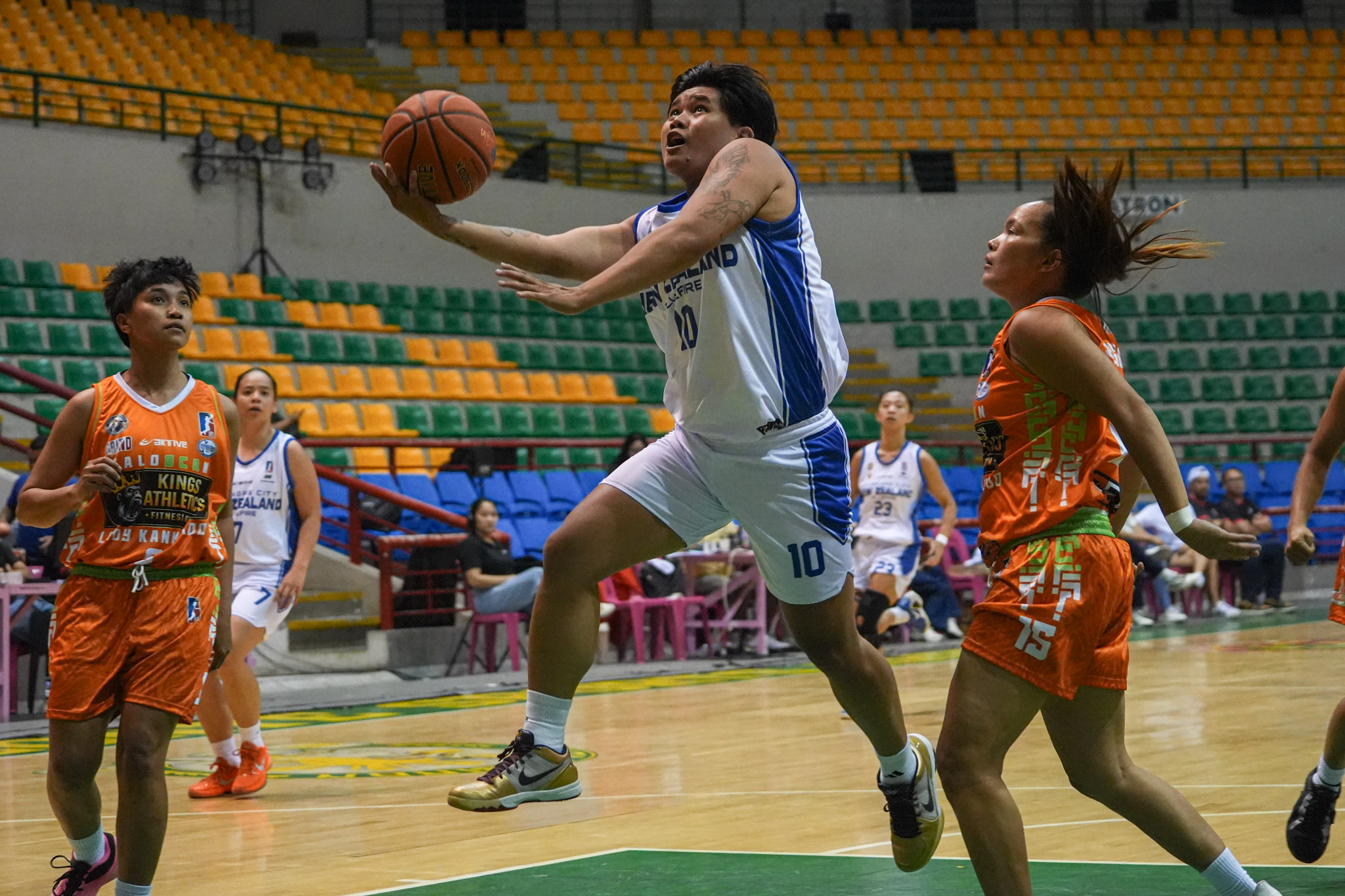 WMPBL-2nd-Regular-Season_-Bluefire-Batangas-vs-Caloocan-Lady-Kankaloo_-PENARANDA-Snow-00345 Bariquit, Peñaranda lead Batangas-New Zealand Bluefire past Caloocan to open WMPBL defense Basketball News WMPBL - philippine sports news