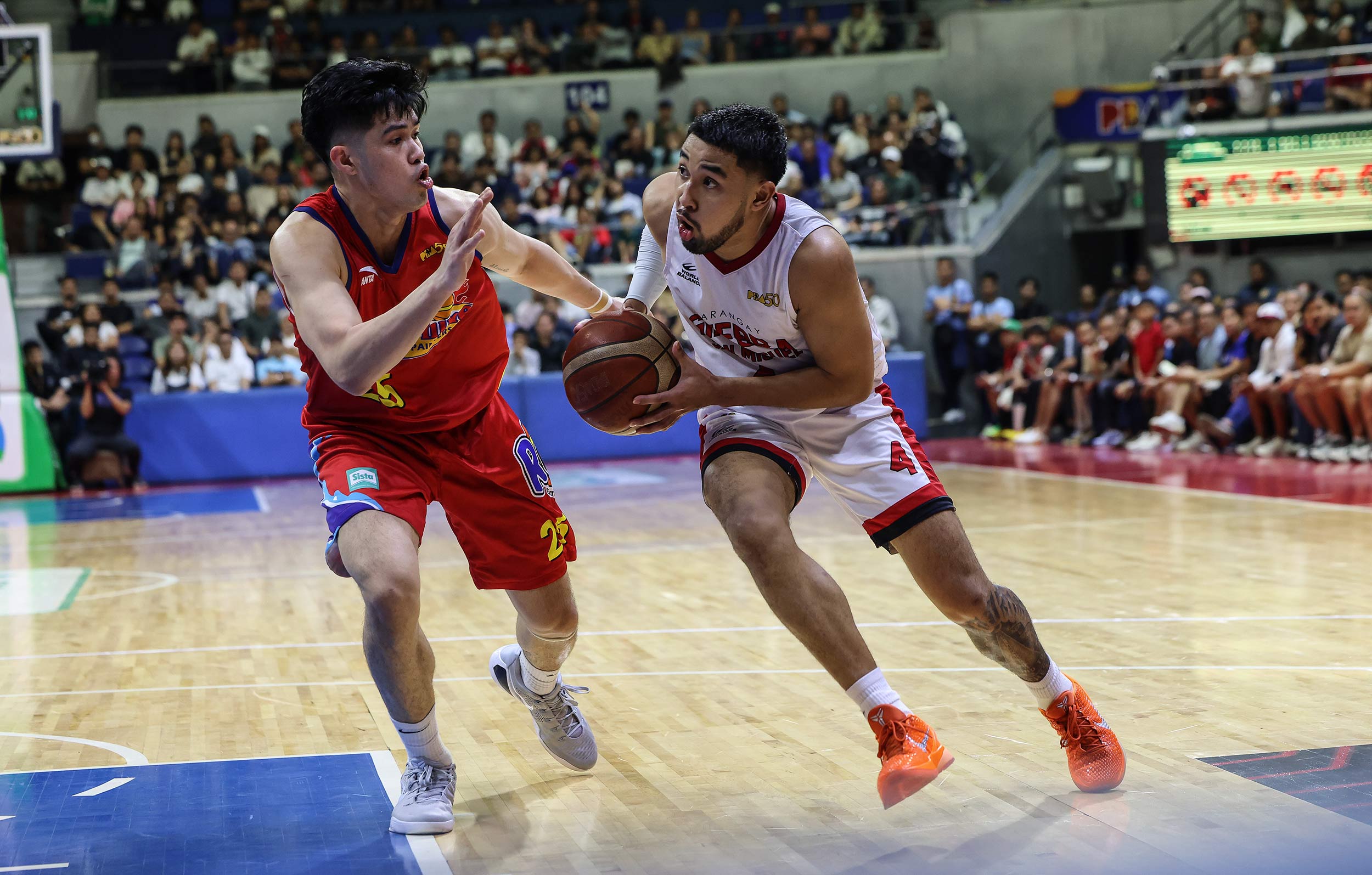 2026-PBA-Commissioners-Cup-Rain-or-Shine-vs-Ginebra-RJ-Abarrientos-1 TNT, Ginebra tipped as Game 1 favorites as PBA semifinals tip off Basketball News PBA - philippine sports news