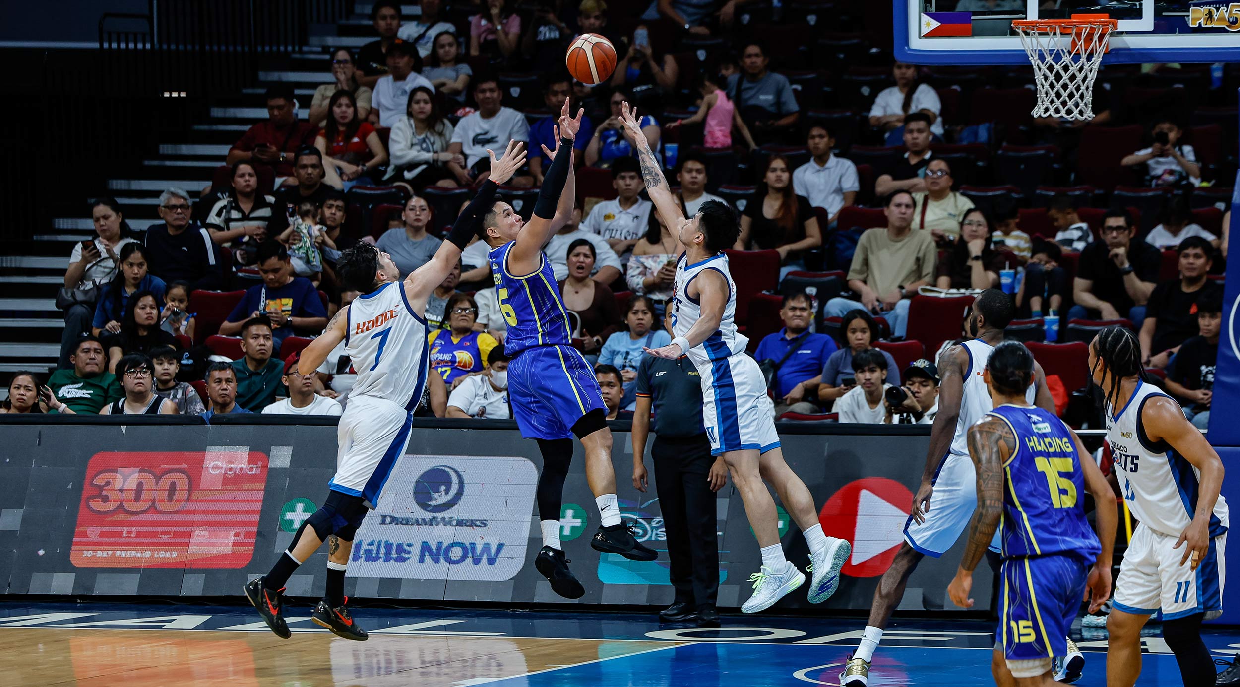 2026-PBA-Commissioners-Cup-SF2-Meralco-vs-TNT-Roger-Pogoy Meralco capitalizes on Bol Bol’s exit, evens PBA semis Basketball News PBA - philippine sports news